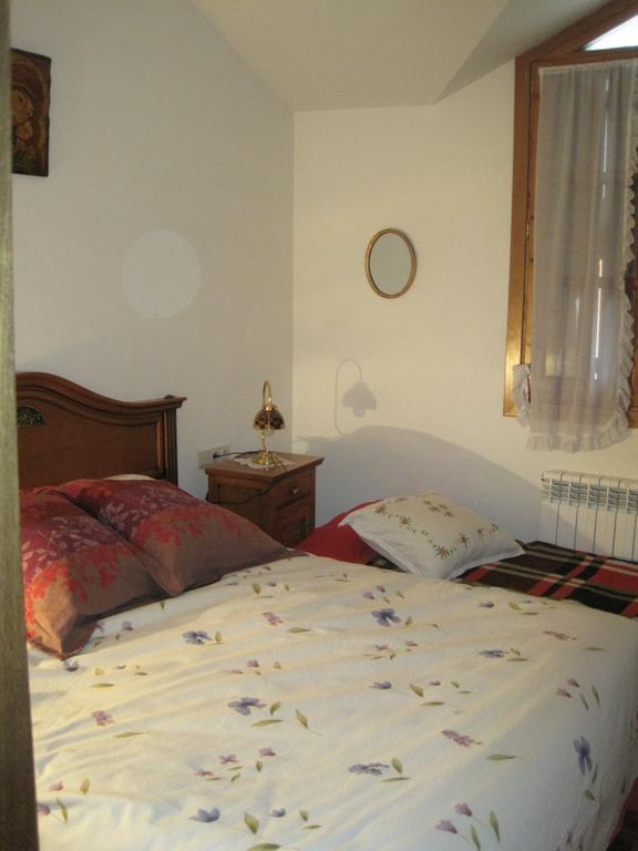 P&C Font Verd Canillo Exterior foto