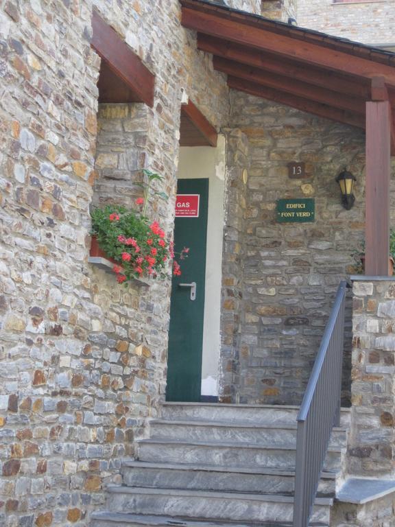 P&C Font Verd Canillo Exterior foto
